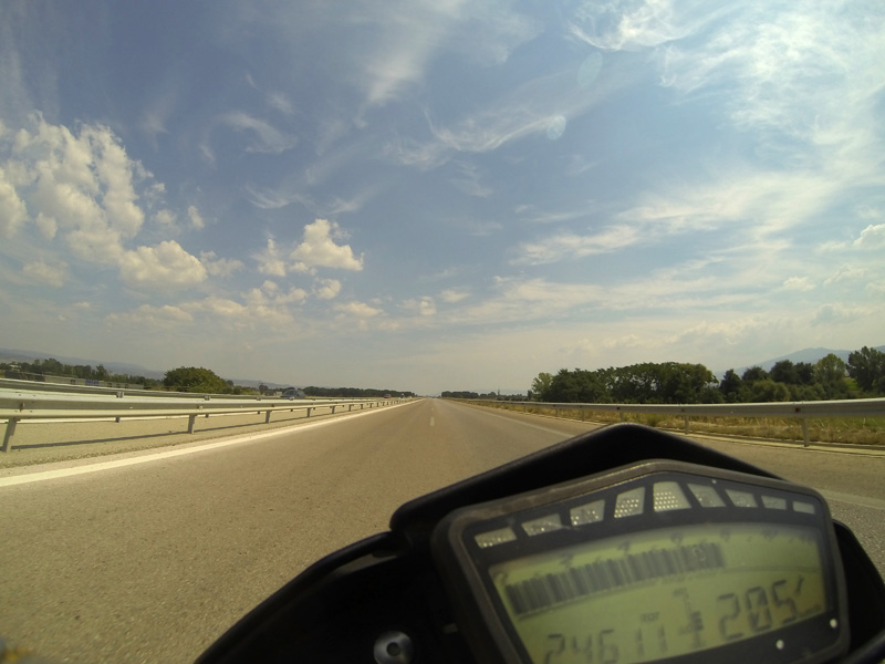 http://www.davidepambianchi.it/files/gimgs/11_geankgegopro8006000018.jpg
