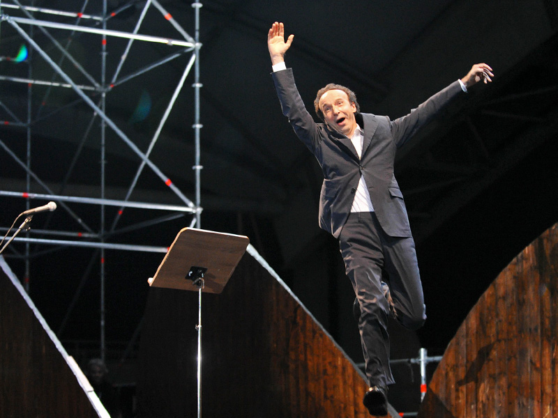 http://www.davidepambianchi.it/files/gimgs/5_spect80060040benigni2009.jpg